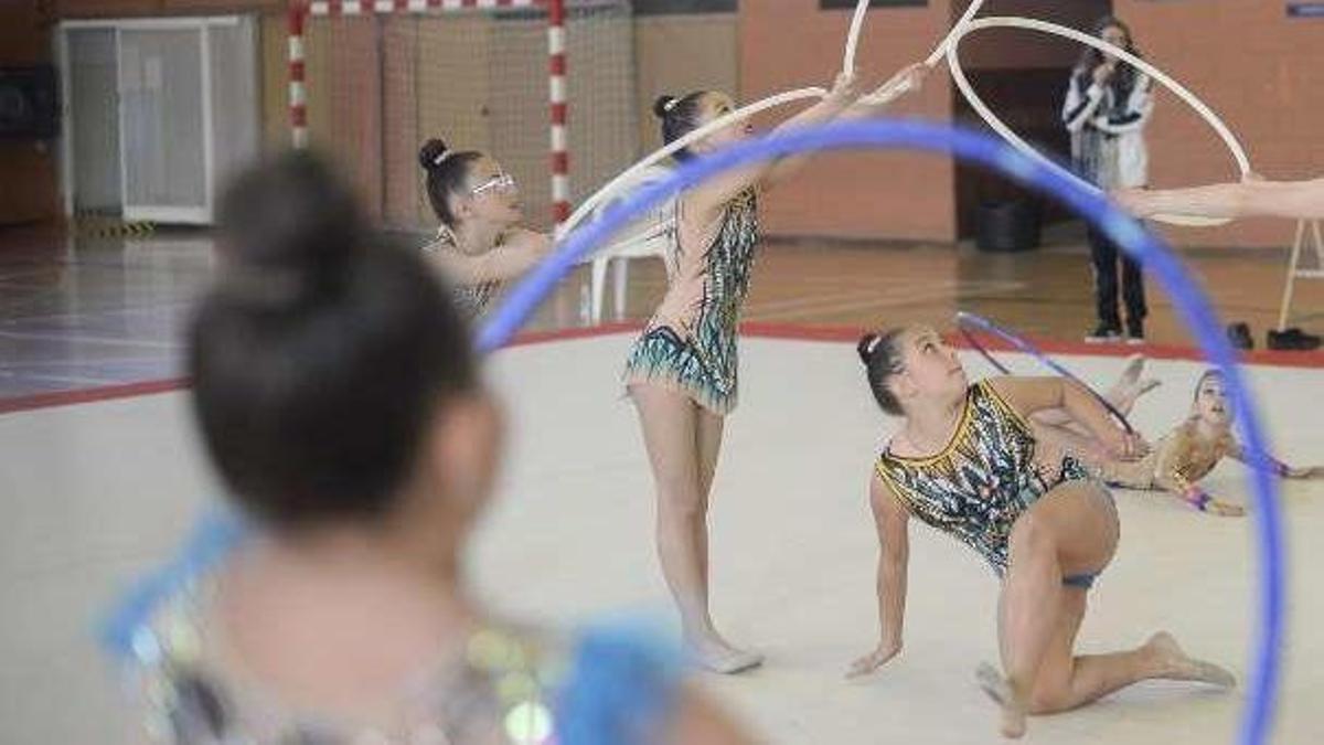 Un torneo nacional de gimnasia rítmica en Piedras Blancas