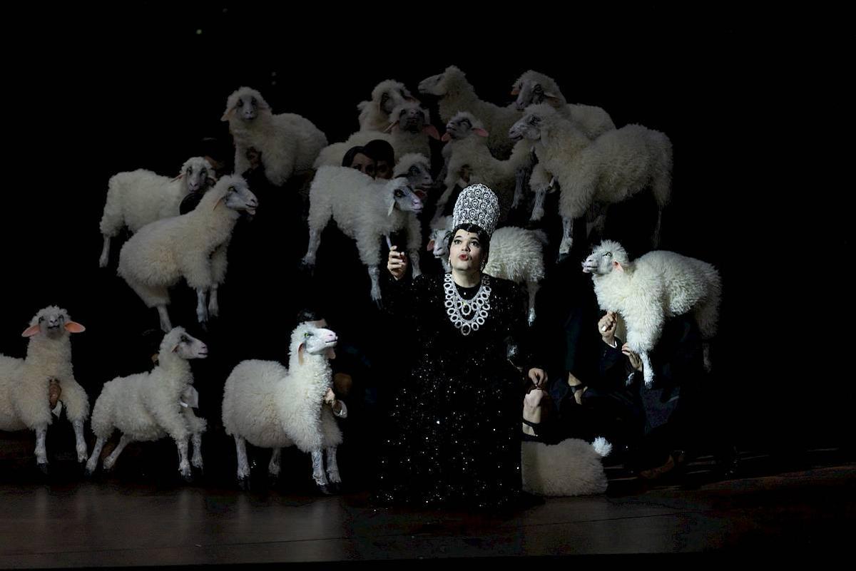 'Nachtträume' (Pesadillas), el espectáculo de Morau en la Ópera de Zurich.