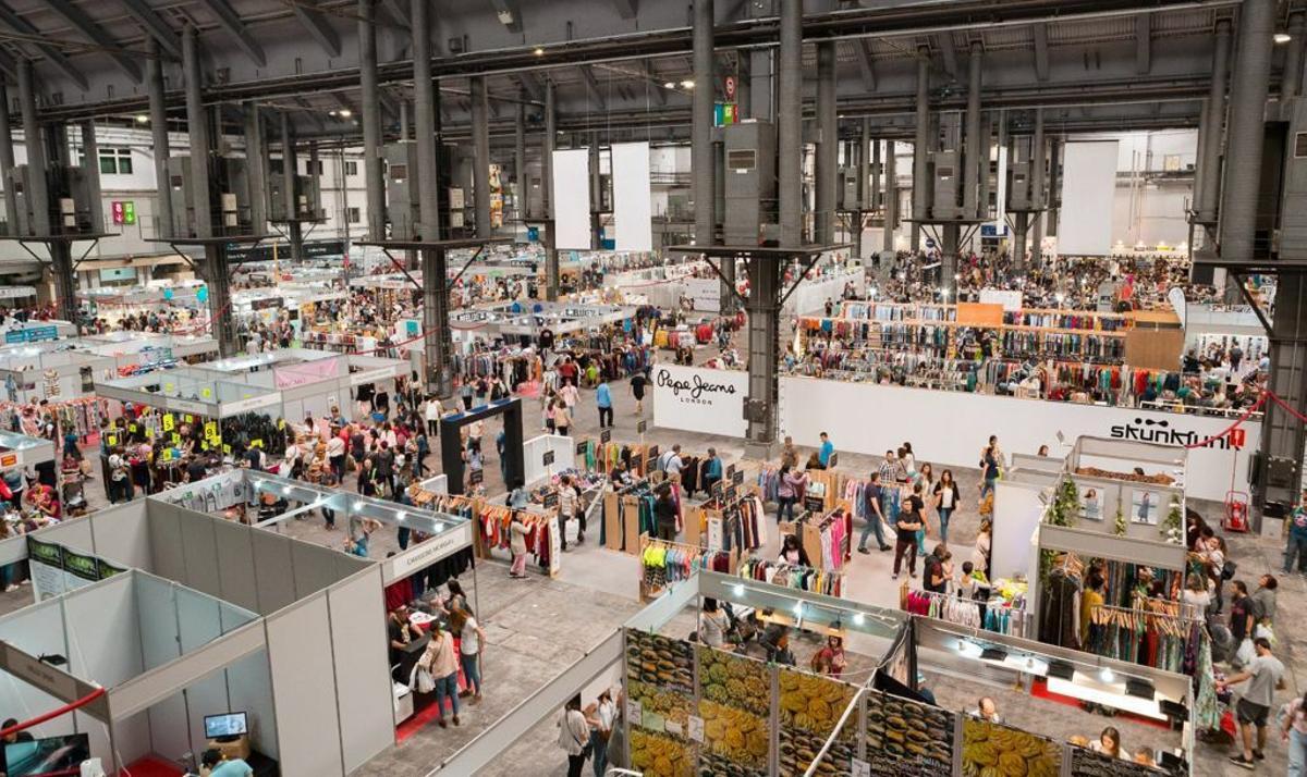 Vista aérea del mercadillo en una de sus anteriores ediciones en Barcelona.