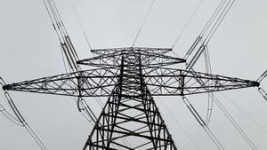 Una torre de la red de transporte de electricidad.