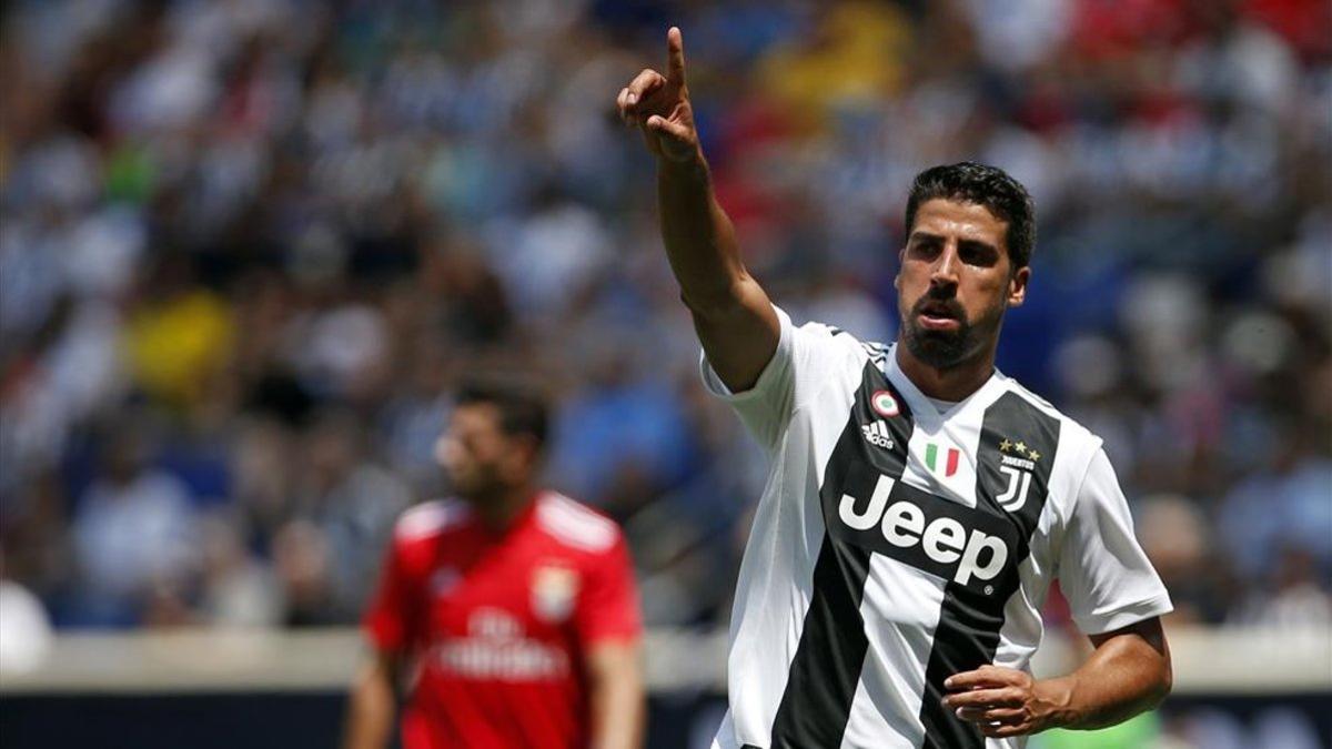 Sami Khedira en 2018 jugando con la Juventus ante el Benfica