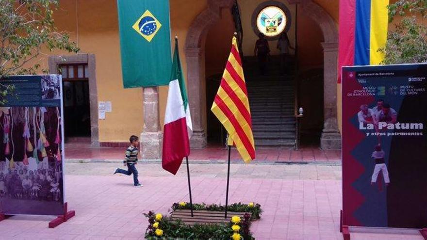 Imatge del palau de Huichapan on hi ha la mostra sobre la Patum