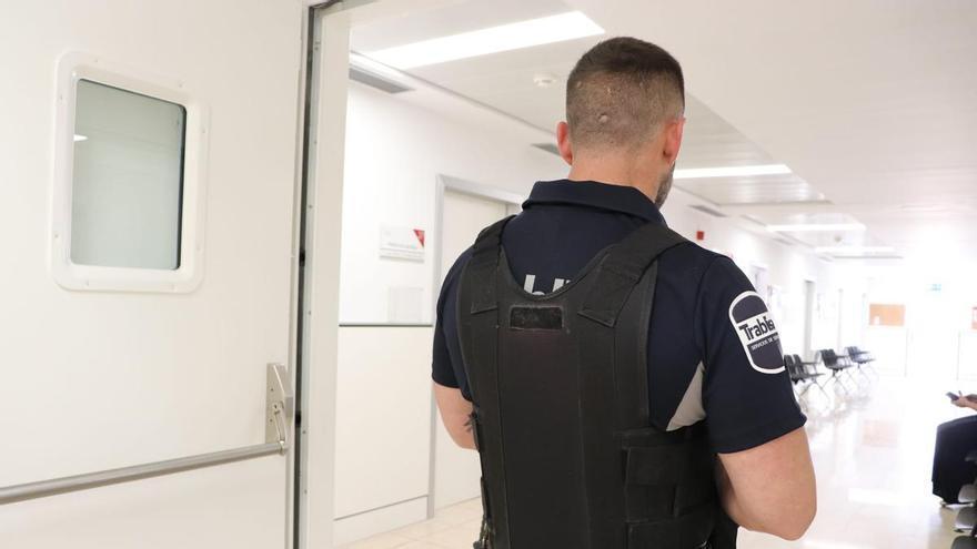 Ibiza adelanta la seguridad en los centros de salud ante la presión de la temporada turística