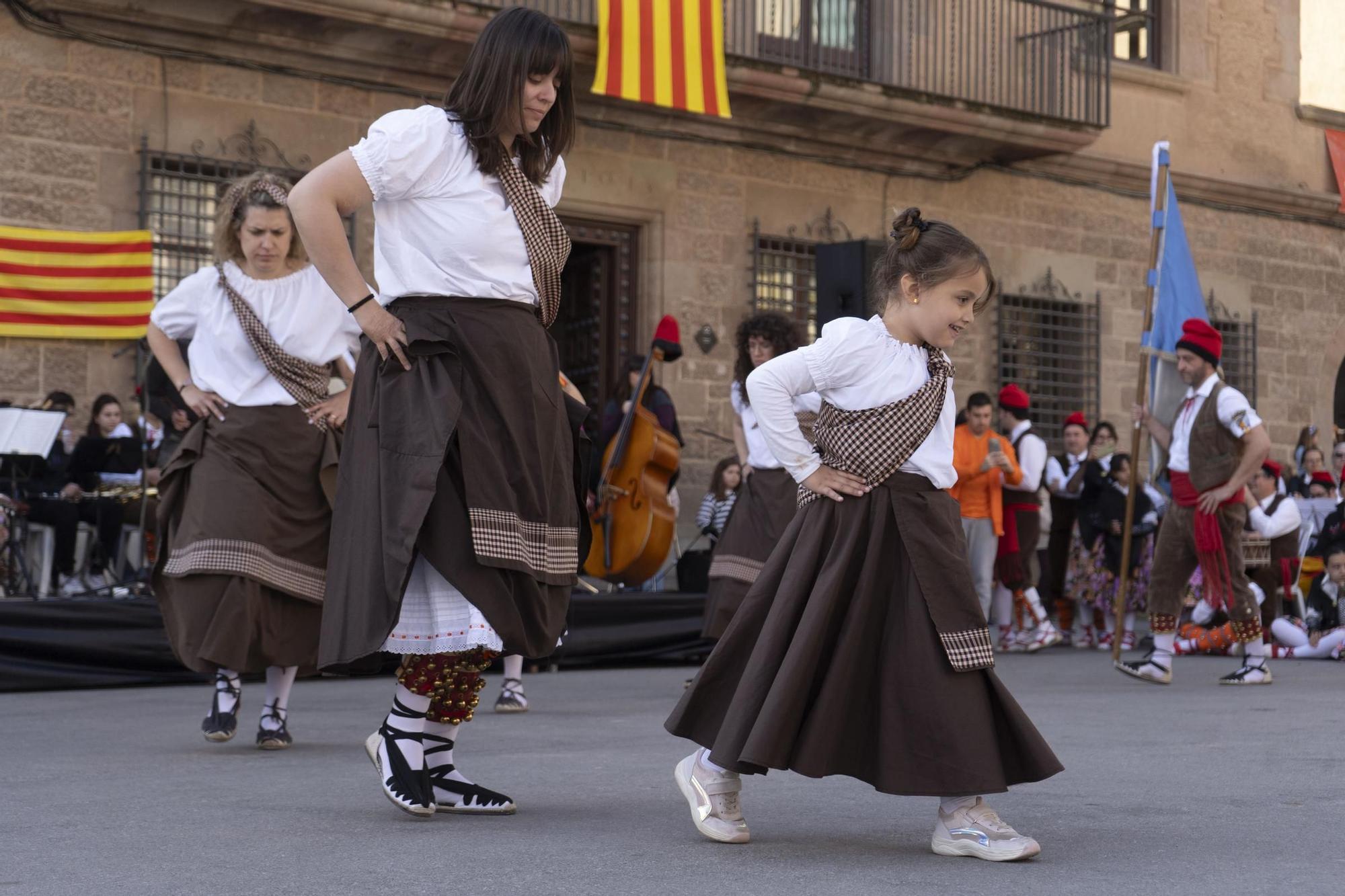 Totes les imatges de la trobada de balls de cascavells de Cardona