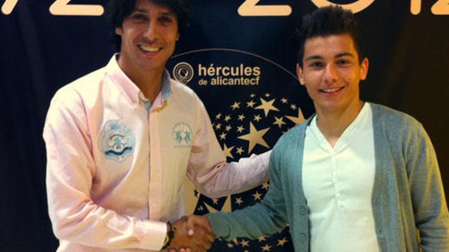 El Hércules firma un contrato de cuatro años a Borja, una de sus promesas