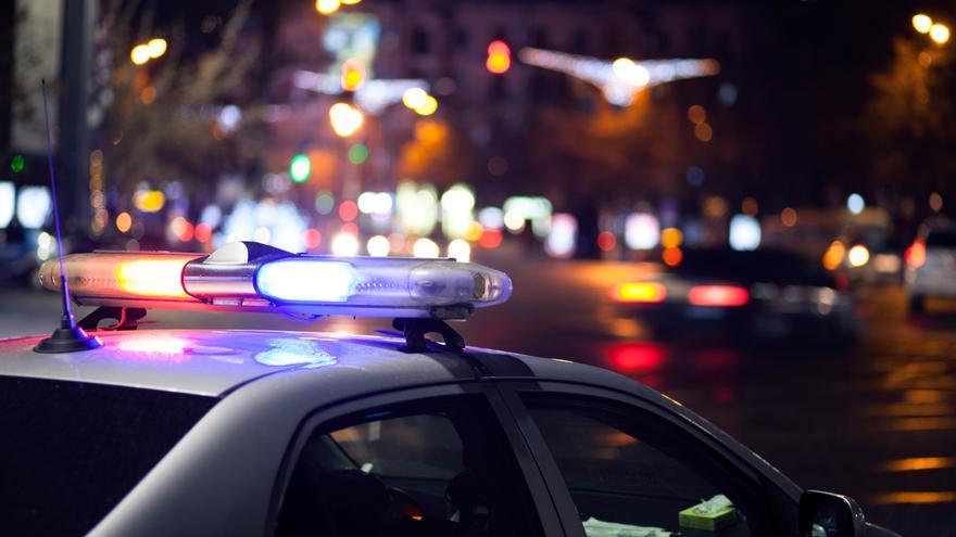 La Policía Municipal evita una tragedia inminente en los alrededores de un bar