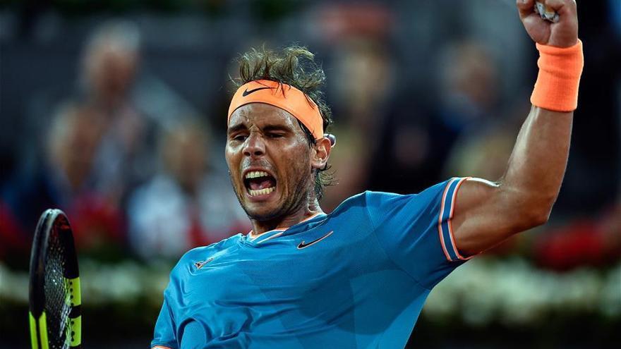 Nadal destroza a Wawrinka y se cita con Tsitsipas en semifinales
