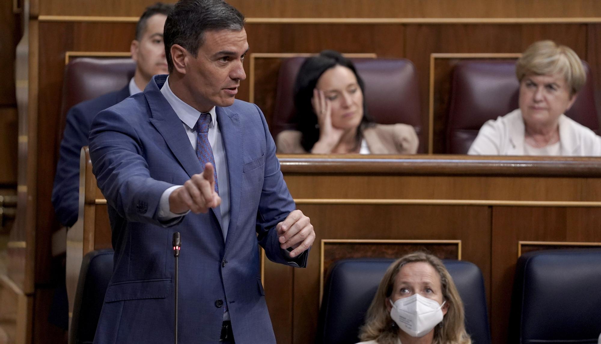 Pedro Sánchez en el Congreso de los Diputados. FOTO JOSÉ LUIS ROCA