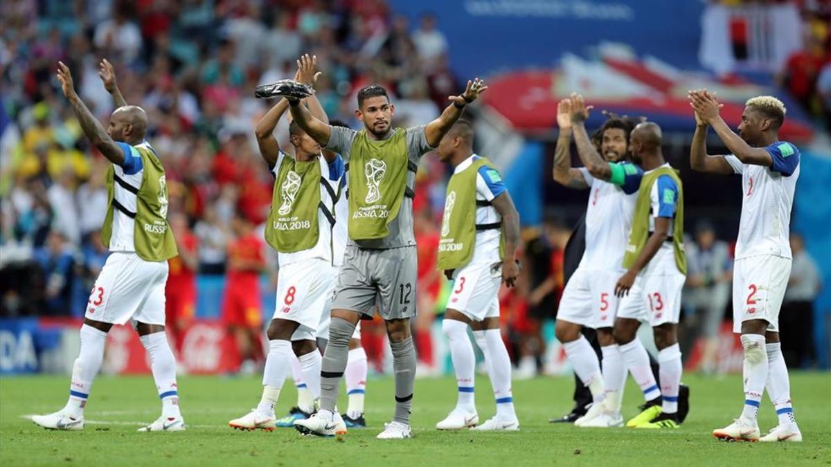 Los jugadores canaleros agradecen el apoyo a su hinchada