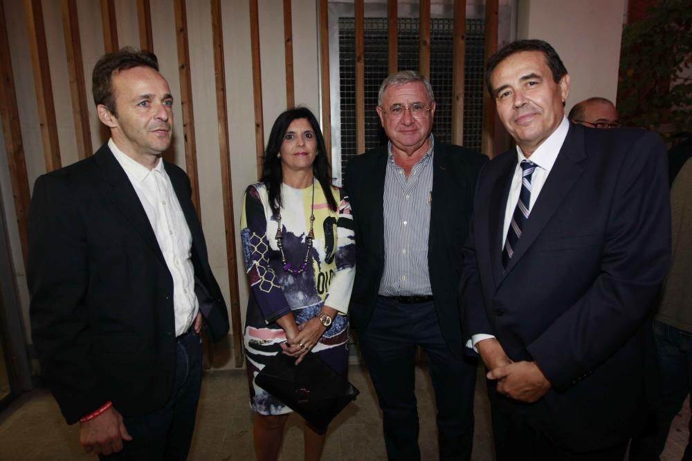 De izquierda a derecha, Héctor González, responsable de comunicación de CSIF, su secretaria de Organización Mayte Fernández y su presidente, Daniel Matoses.