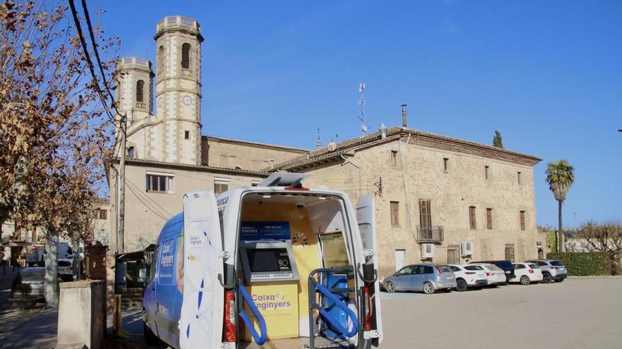 La Generalitat prorroga fins al 2028 el servei de la Banca Mòbil als municipis sense oficina bancària