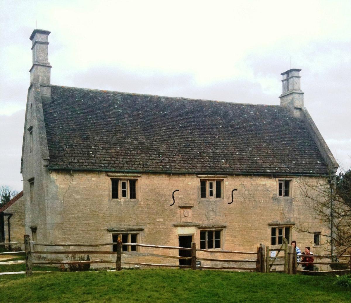 Woolsthrorpe Manor