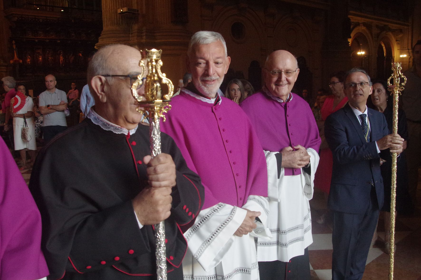 El traslado de la Virgen de la Victoria a la Catedral, en imágenes