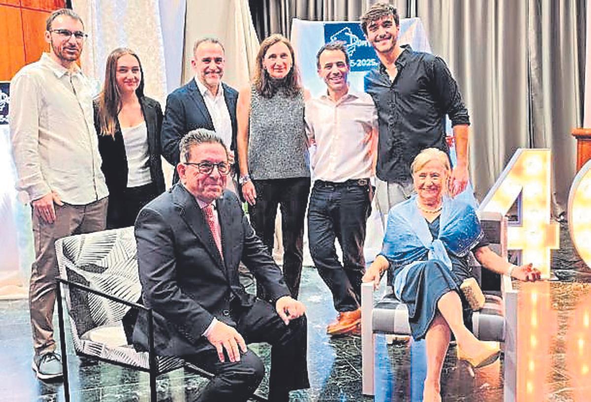 Famila Ballester Propietaria Don Telas.jpg