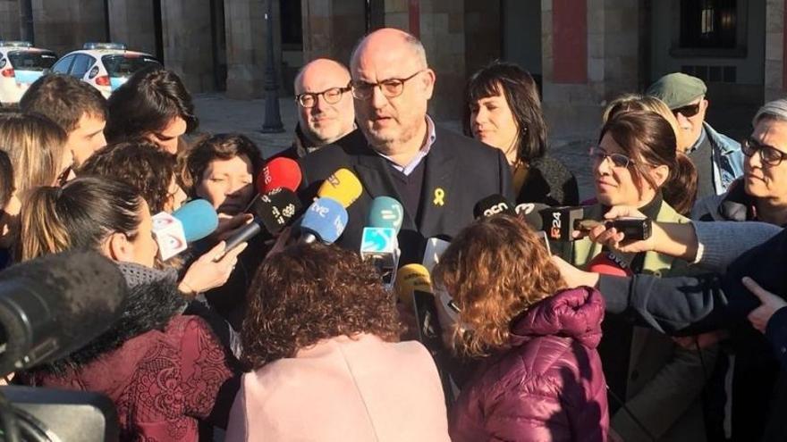 JxCat, ERC i CUP acorden investir Puigdemont encara que no sigui al Parlament