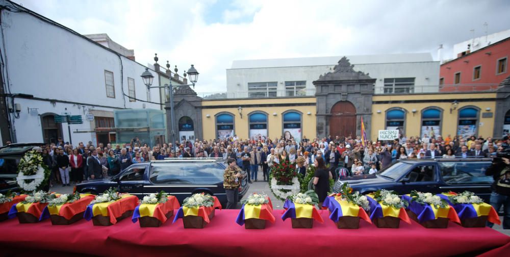 ARUCAS. Entierro de los restos encontrados en el Pozo de Tenoya.  | 24/03/2019 | Fotógrafo: José Carlos Guerra