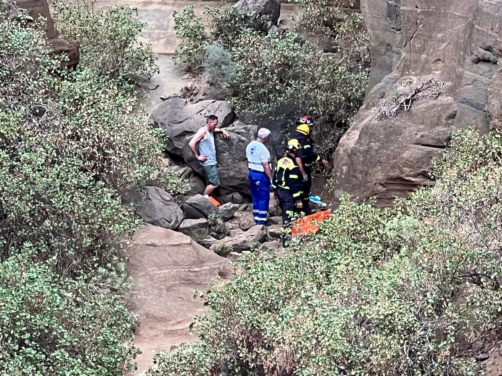 Un turista sufre una caída en el barranco de Las Vacas mientras sacaba una foto