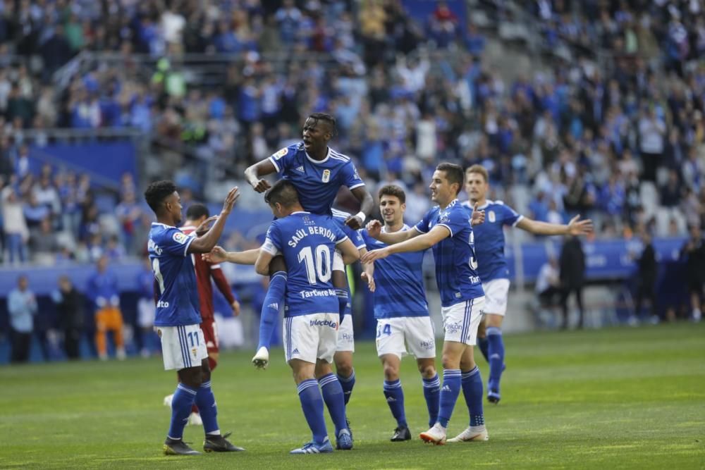 El partido entre el Oviedo y el Córdoba, en imágenes