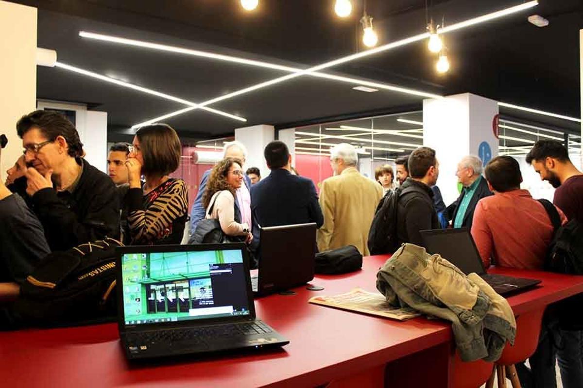 Mollet s’alia amb Esade Creapolis per promoure la innovació empresarial Mollet s’alia amb Esade Creapolis per promoure la innovació empresarial