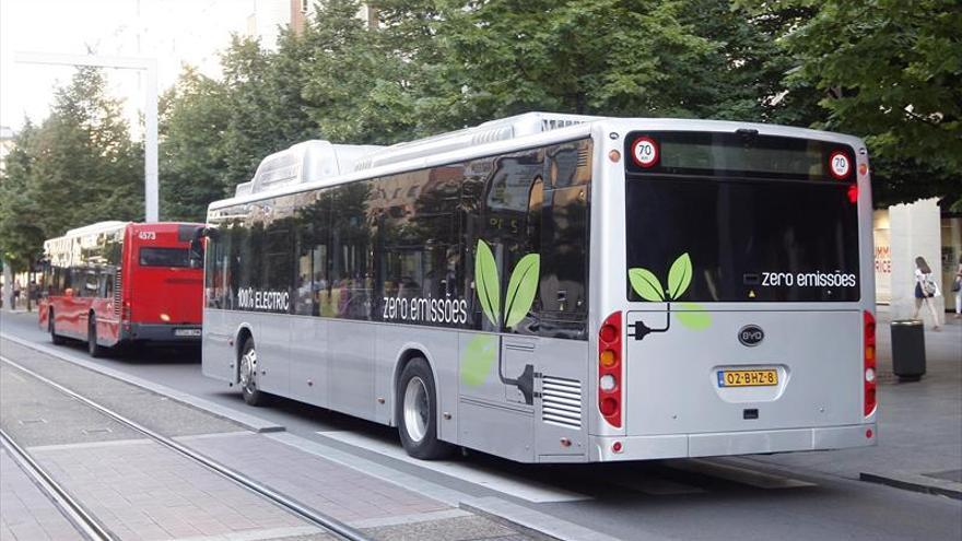 Movilidad aprecia dificultades en la compra directa de buses eléctricos