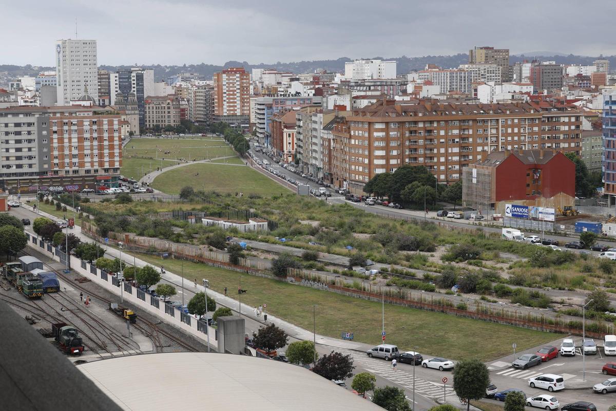 Vista de los terrenos del plan de vías.