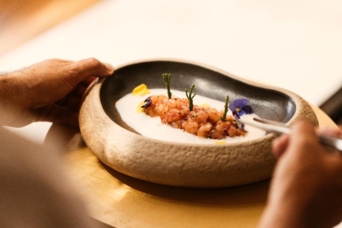 Todos los platos de Aiyanna Ibiza resaltan la riqueza de la cocina mediterránea