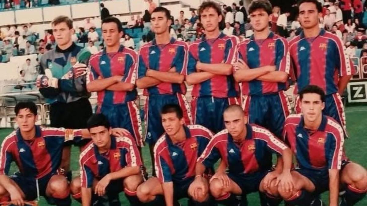 García pimienta compartió vestuario con jugadores como Arnau, Roger, Mingo, Moreno, Celades, De la peña o Velamazán