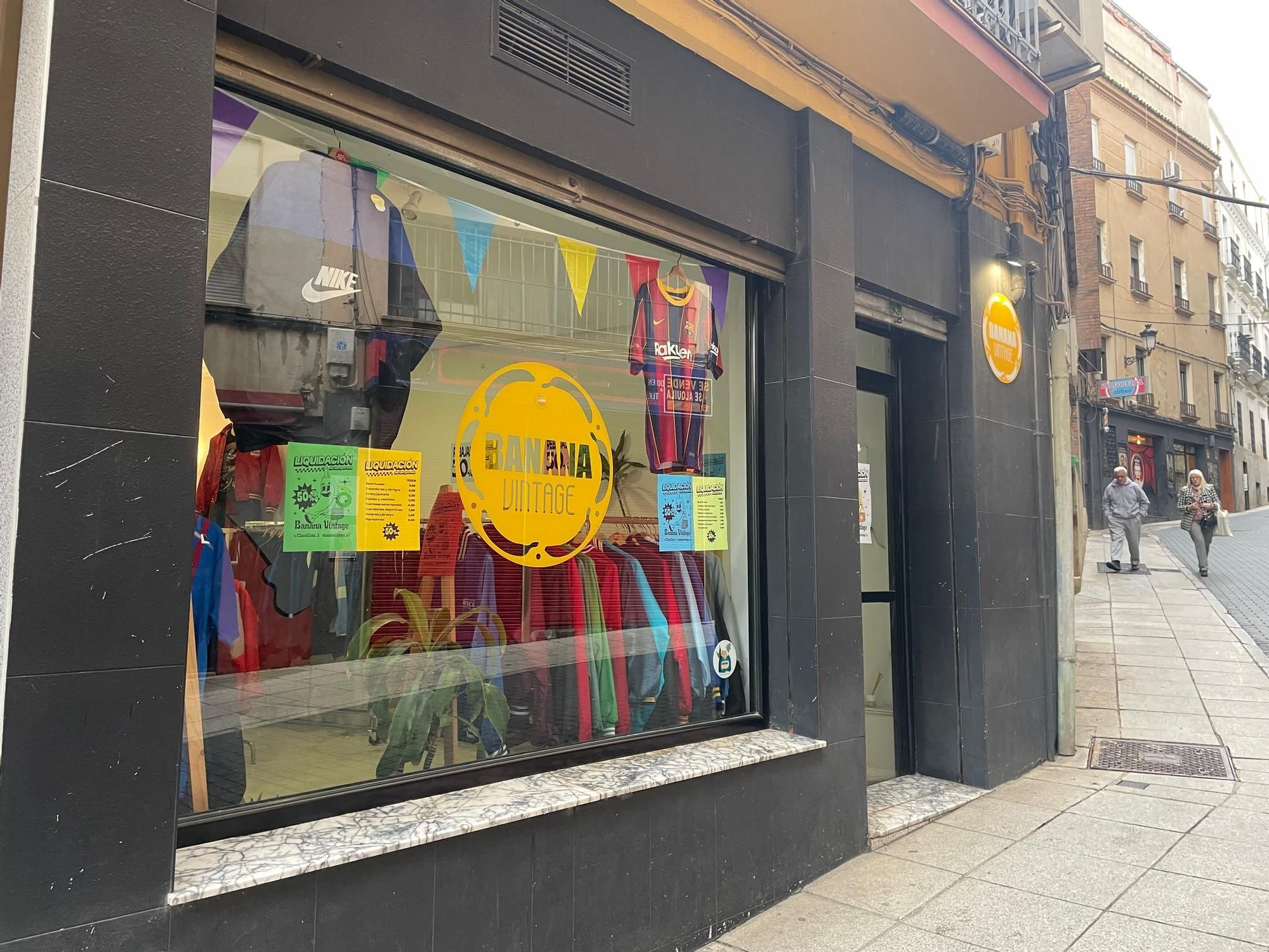 Banana Vintage se instaló hace ocho años en Clavellina