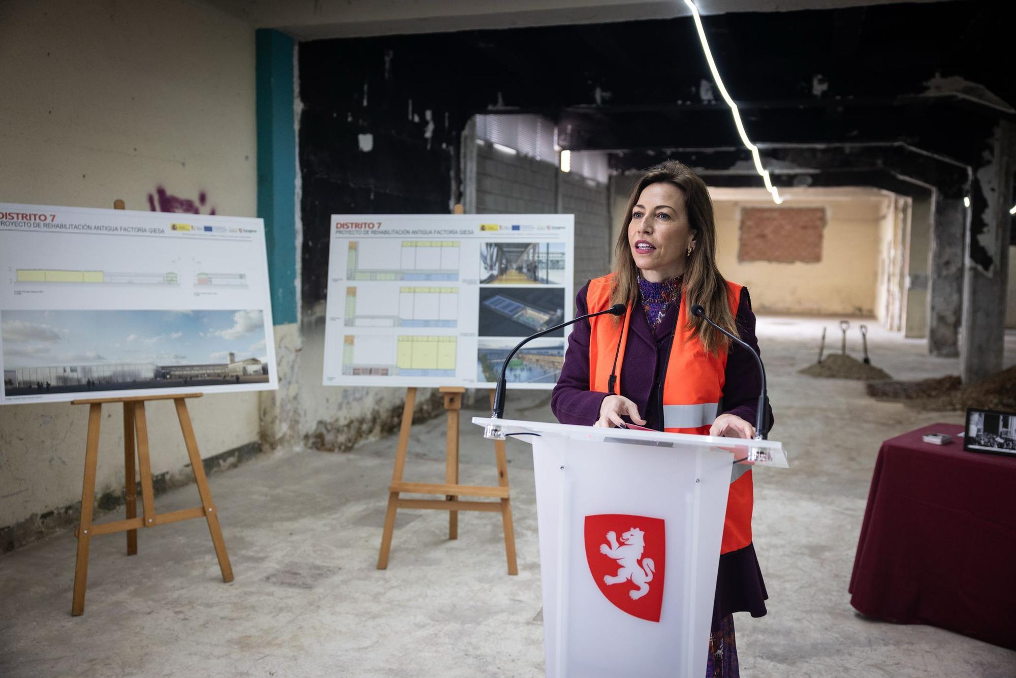 En imágenes | Ya están en marcha las obras de la futura Ciudad del Cine de Zaragoza