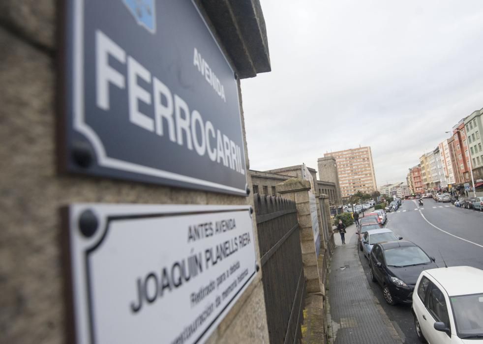 A Coruña estrena la calle del Ferrocarril y Ría do Burgo