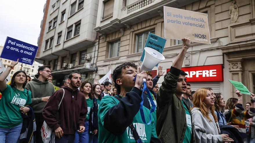 Acció Cultural recoge 10.000 firmas contra la ley educativa de PP y Vox