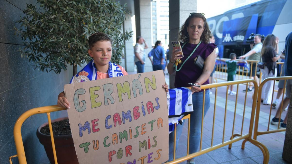 Mario, el joven aficionado vallisoletano del Deportivo