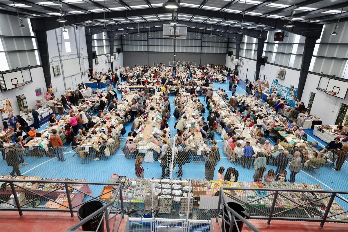 A xuntanza reuniu 600 palilleiras de 41 localidades.