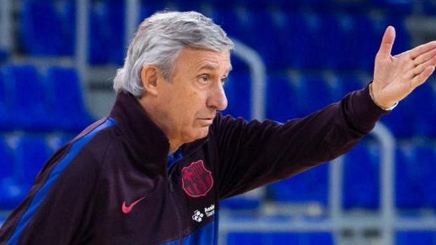 Svestislav Pesic, en un entrenamiento con el FC Barcelona