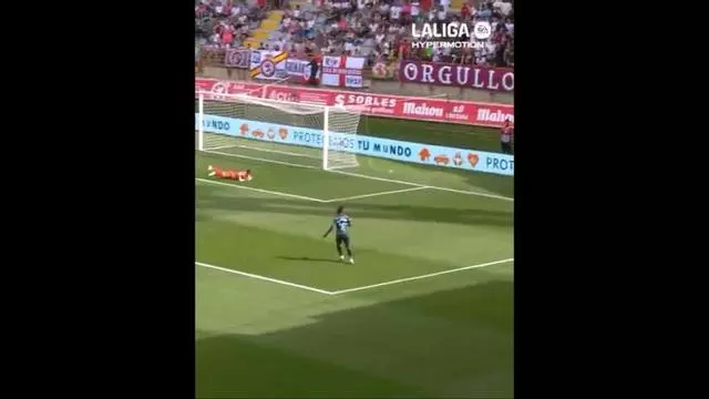 Álex Calatrava, la joya del CD Castellón que seduce a LaLiga EA Sports