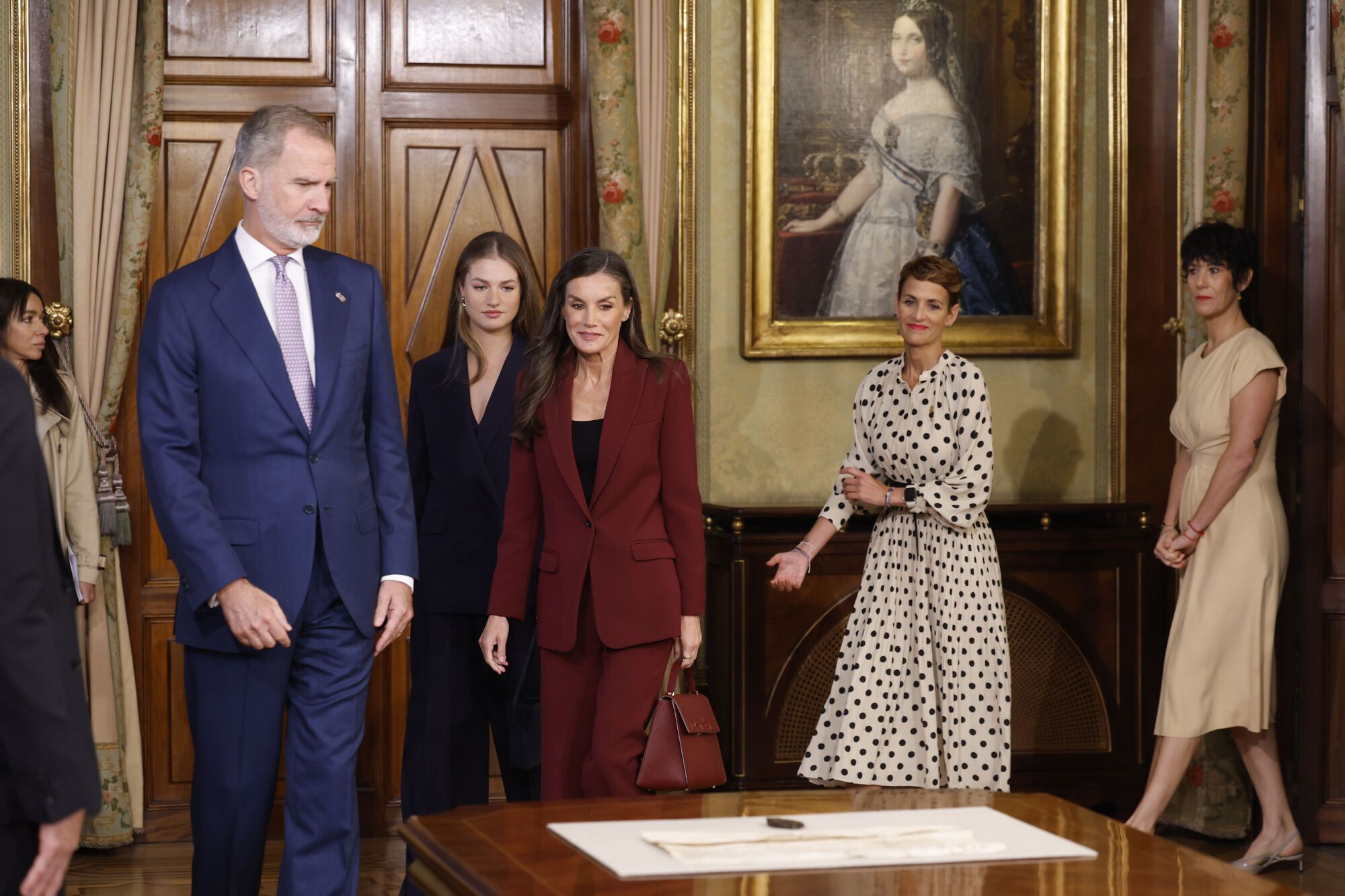 EN IMÁGENES: Leonor se da un baño de multitudes en su estreno como Princesa de Viana
