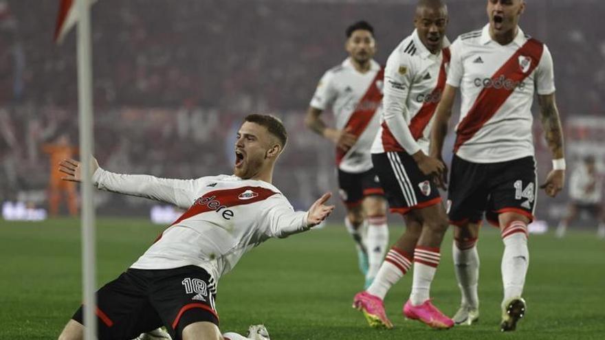 Lucas Beltrán, en Alicante para iniciar la pretemporada con River Plate