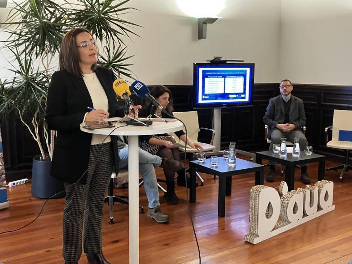 Carmen Álvarez, gerente de Aguas de Avilés, durante la presentación del proyecto que concurre al PERTE del Agua. | Cedida a Lne