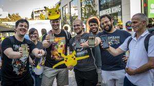 Jugar a Pokémon Go va ser una trampa: la seva empresa utilitza 30.000 milions de fotos dels seus usuaris per crear una còpia del món amb IA