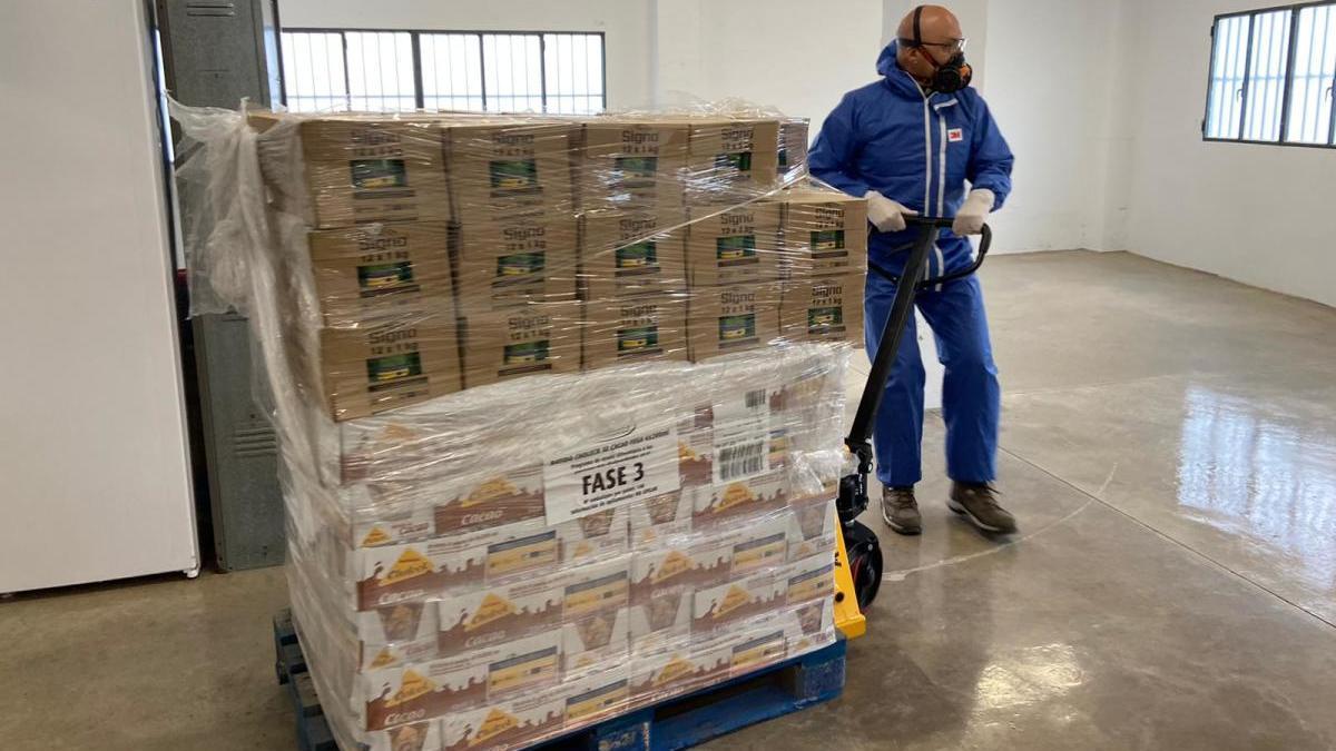 Riba-roja reparte 7.660 kilos de alimentos a 600 personas vulnerables
