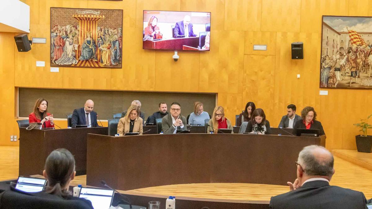 Un momento del pleno de Benidorm