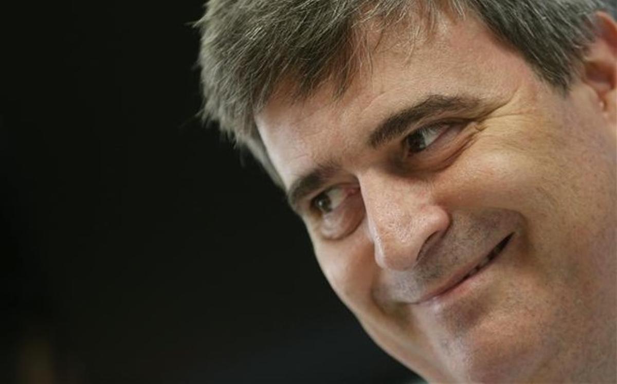 Miguel Cardenal defiende a Gerard Piqué