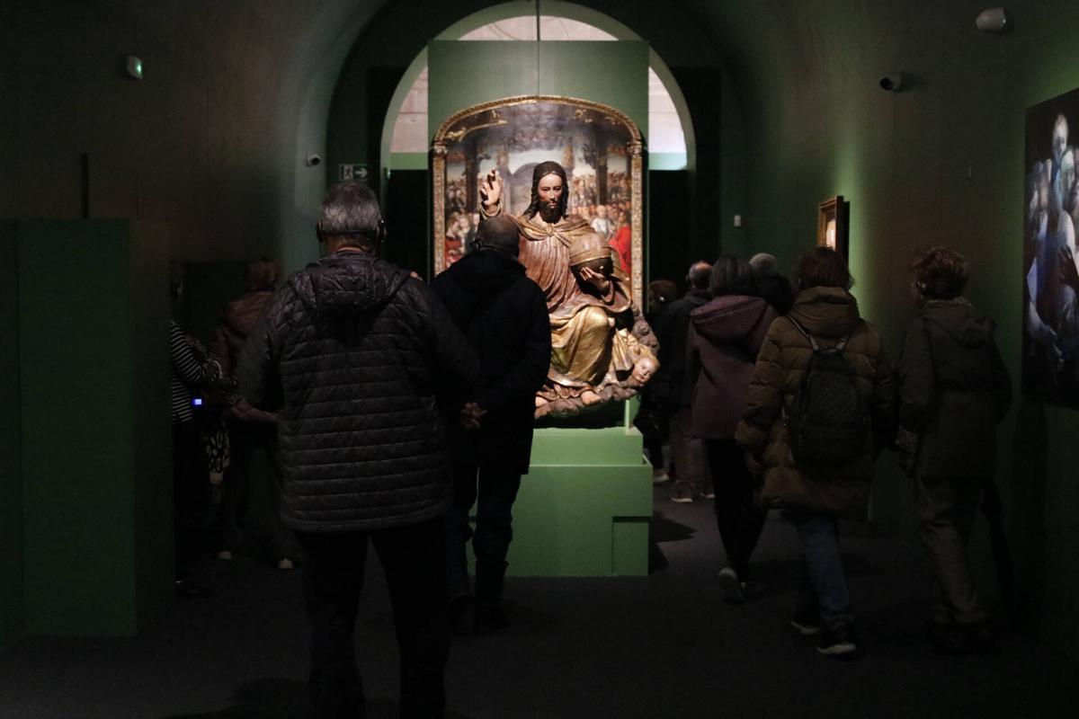 Visitantes en Las Edades del Hombre.