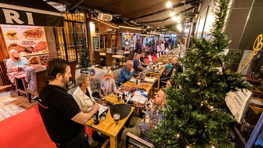 Restaurantes de Alicante llenan el día de Navidad con precios de hasta 80 euros