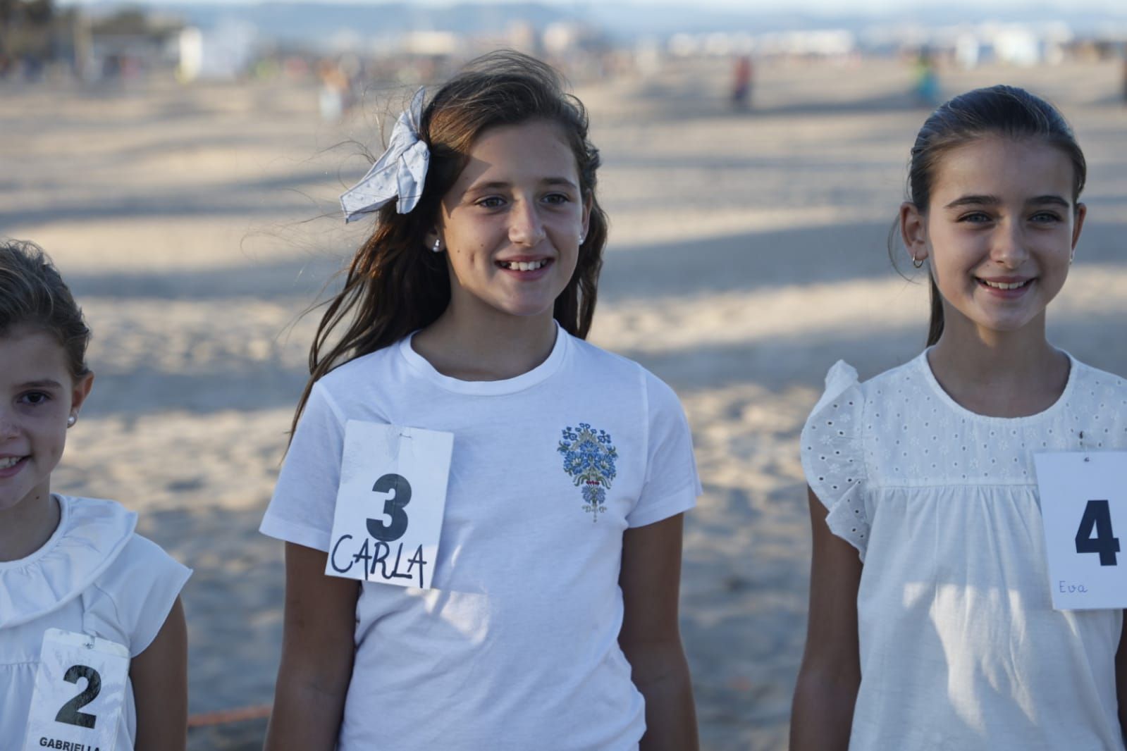 La fiesta playera de las candidatas a Fallera Mayor Infantil de València 2024