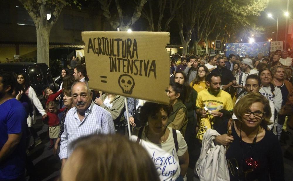 Manifestación en Cartagena: 55.000 personas claman por el Mar Menor (II)