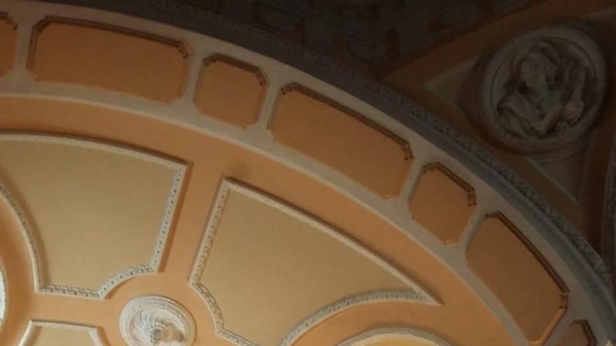 La Seu de Xàtiva repara la cúpula un año después del derrumbe