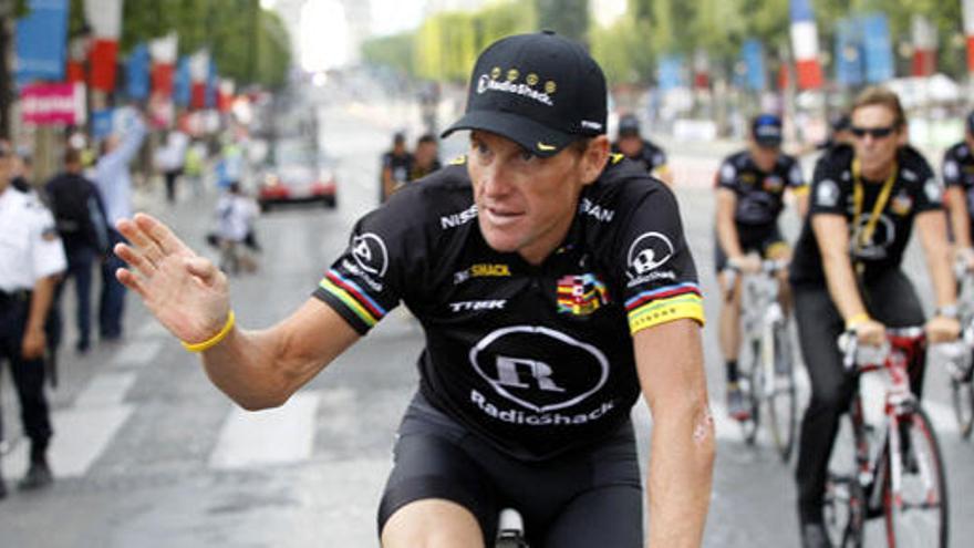 Armstrong, en los Campos Elíseos en 2010.