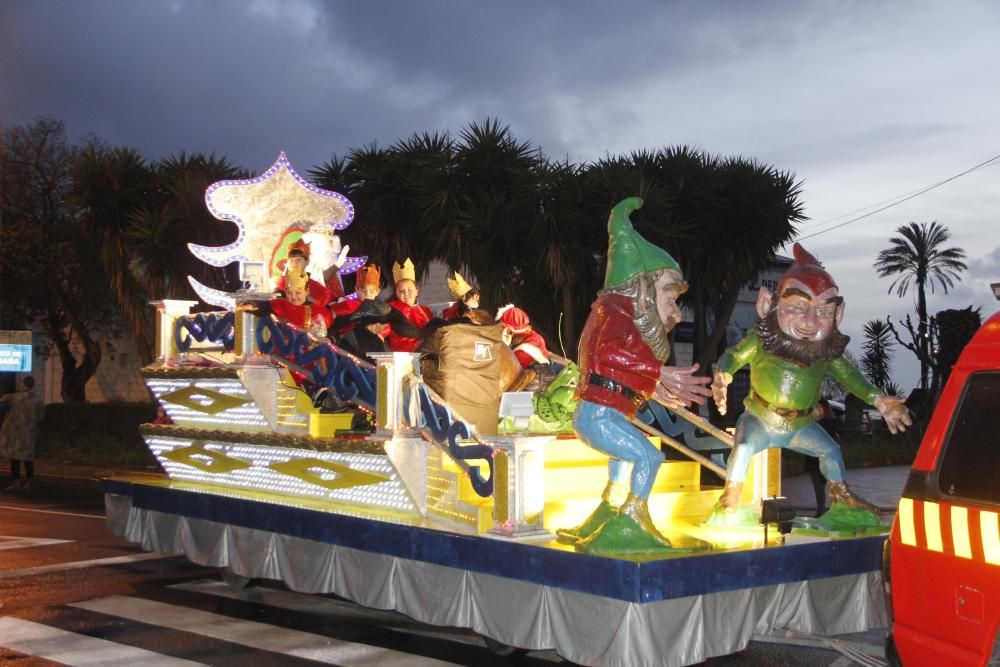La cabalgata de los Reyes Magos en Moaña // Santos