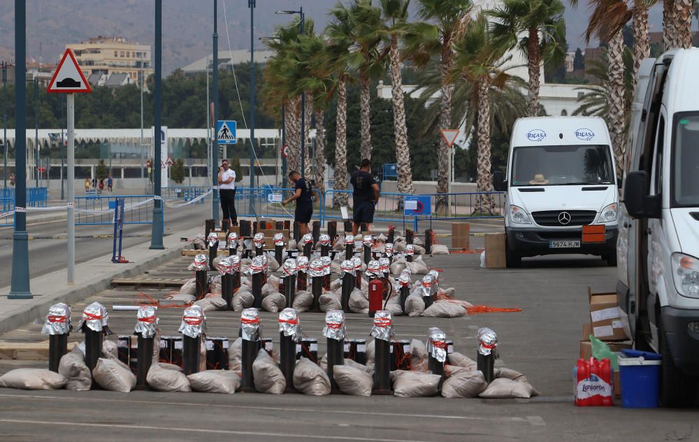 Preparativos de los fuegos artificiales